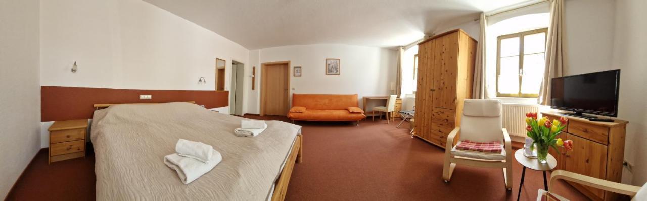 Garni Hotel Zum Hothertor Герліц Екстер'єр фото