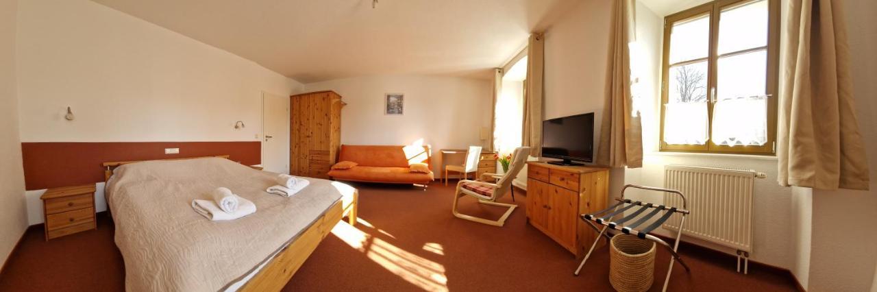 Garni Hotel Zum Hothertor Герліц Екстер'єр фото