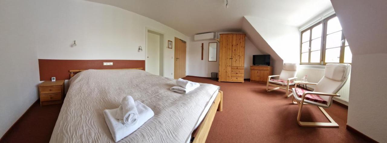 Garni Hotel Zum Hothertor Герліц Екстер'єр фото