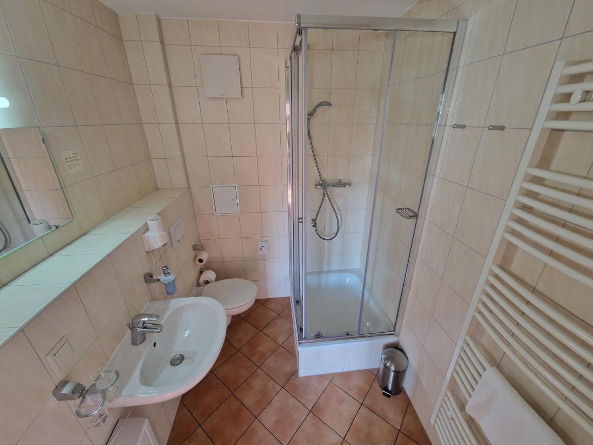 Garni Hotel Zum Hothertor Герліц Екстер'єр фото