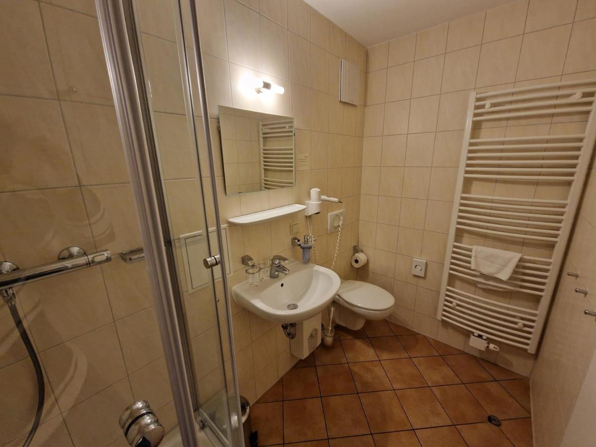 Garni Hotel Zum Hothertor Герліц Екстер'єр фото